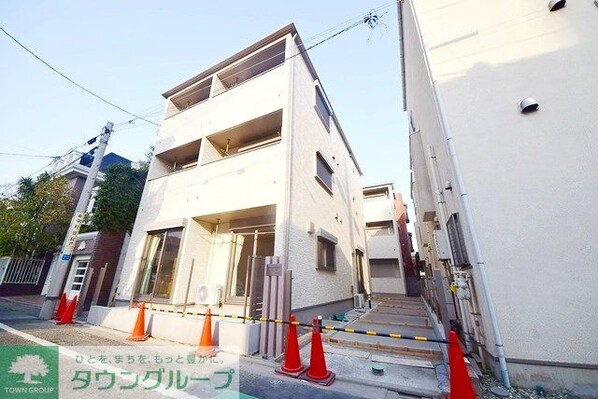 メゾン・ド・クララの物件外観写真